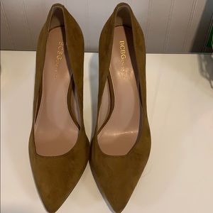 BCBG Tan Suede Hell’s